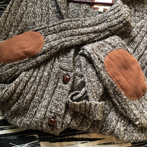 Forever 21 Sweaters - Cozy sweater with elbow pads and cute buttons